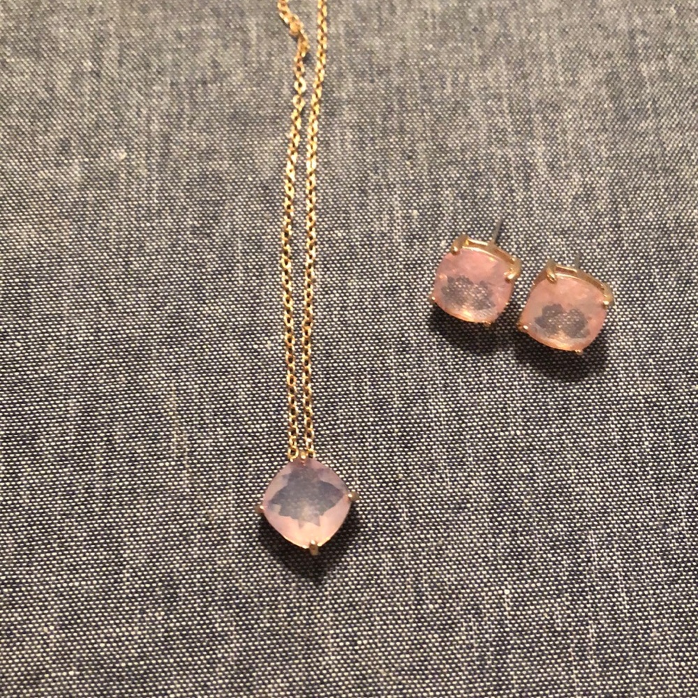 PINK NECKLACE ON GOLD CHAIN + EARRINGS 💕